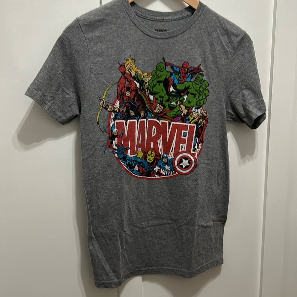 Marvel Avengers Graphic T Shirt Kids Boys‎ Gray Short Sleeve Crew Neck Size S M